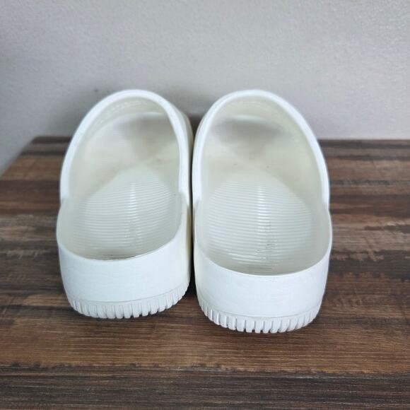 Nike Calm White Slide Sandals Size Men 7 Woman 8